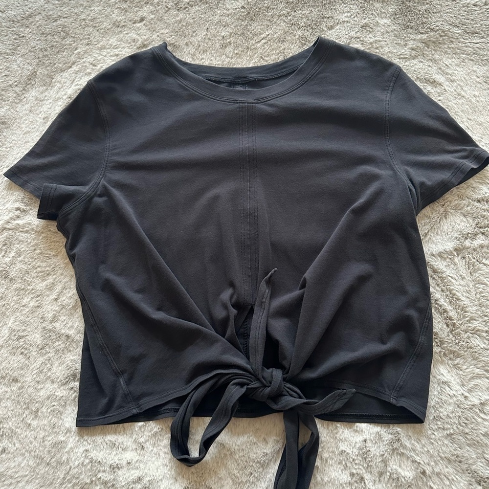 lululemon front tie t shirt size 6